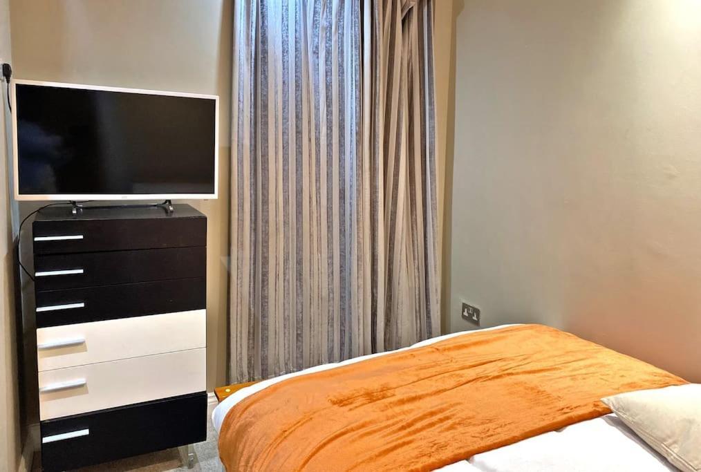 Oikoshomes Three Bedroom Flat In Лондон Экстерьер фото