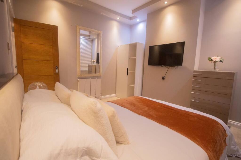Oikoshomes Three Bedroom Flat In Лондон Экстерьер фото